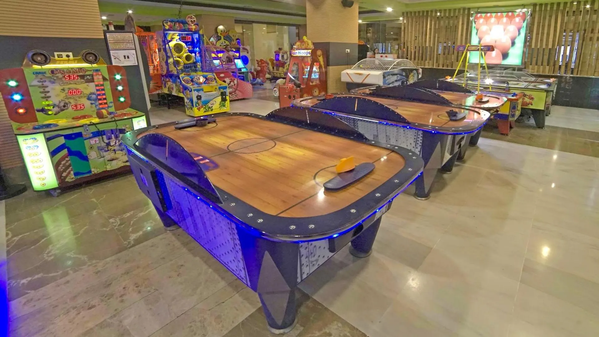 **** Hotel Holiday World Polynesia Benalmádena Espagne
