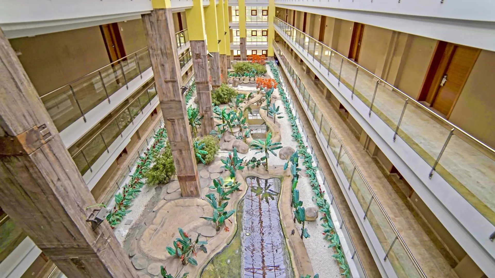 Holiday World Polynesia Benalmádena Hotel
