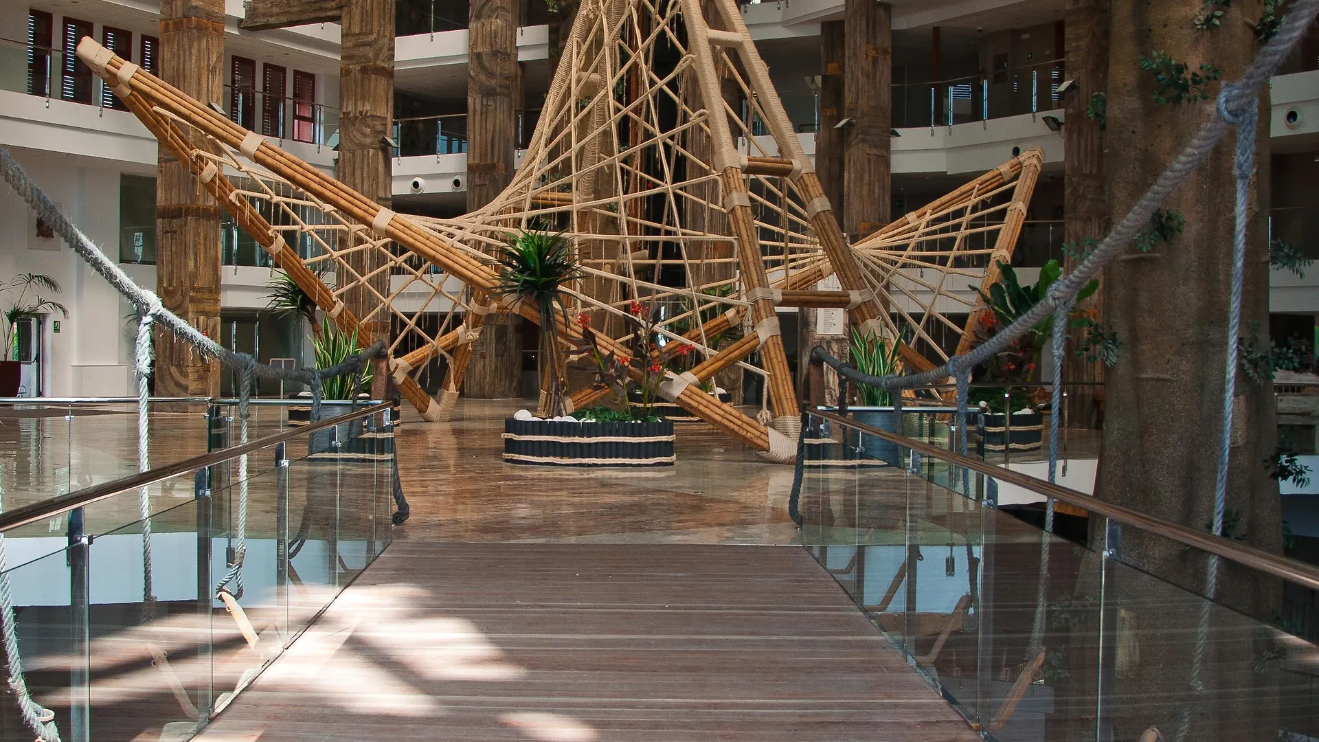 Holiday World Polynesia Benalmadena Spain